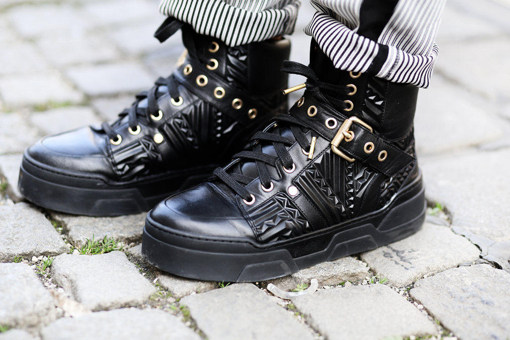 thefashionanarchy_anniep._outfit_style_look_spitze_lace_munichblogger_blogger_fashionblogger_munich_muenchen_fashionblogger_ash_sneaker_7